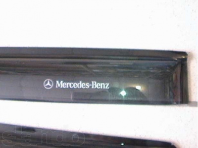 BMW X3 (2003-2010) дефлекторы окон с хромированным логотипом